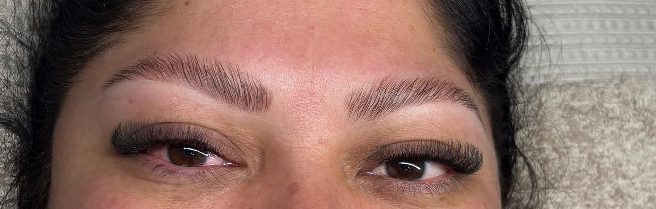 Cejas y pestañas trabajadas en LookLoop