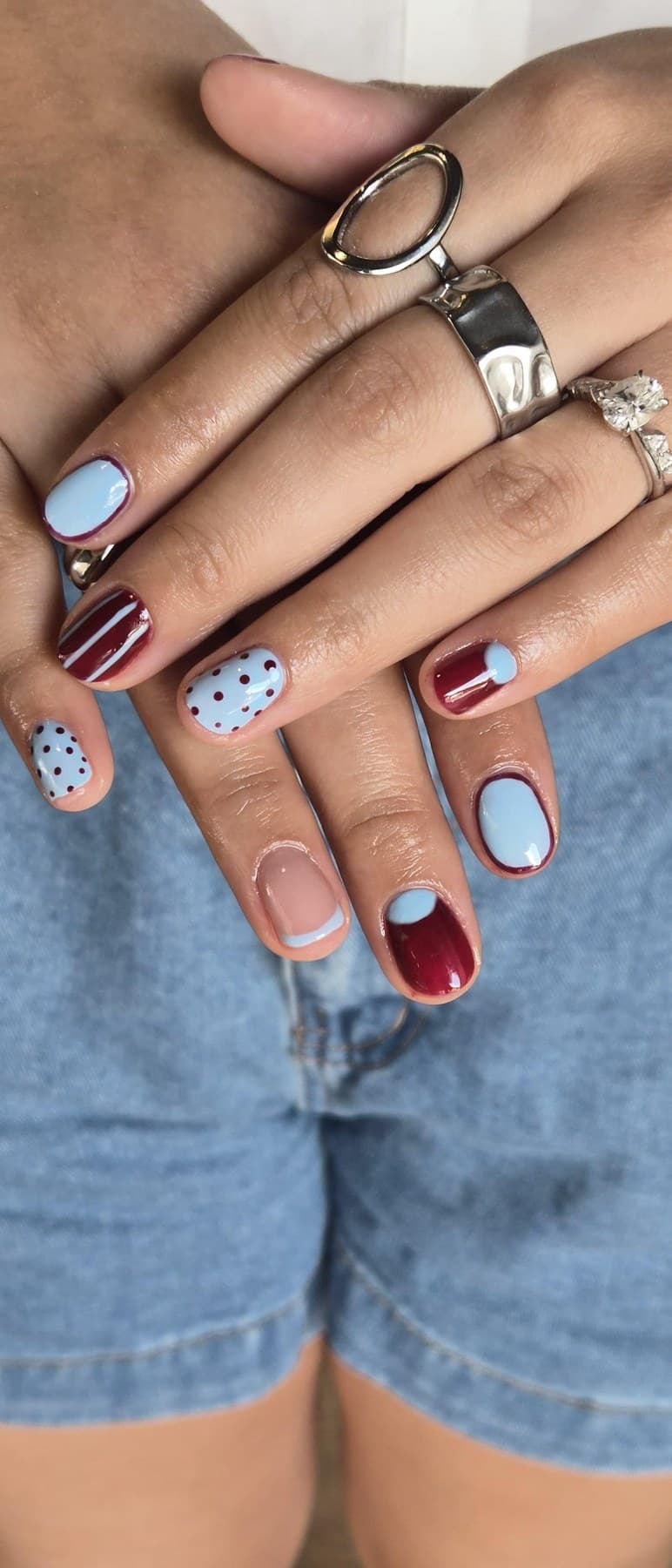 Diseño de uñas hecho en LookLoop